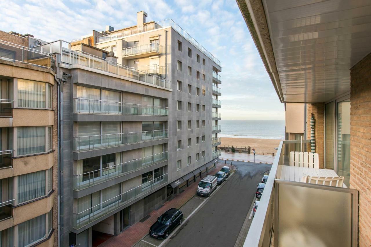 Yellow Knokke-Heist Exterior foto
